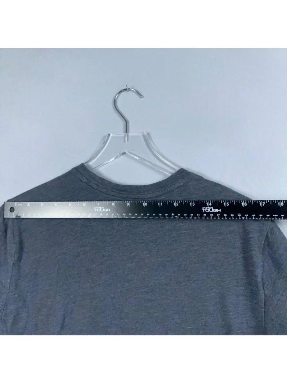 Banana Republic T-Shirt Mens Size Large Gray Carpe Skiem Graphic Crew neck